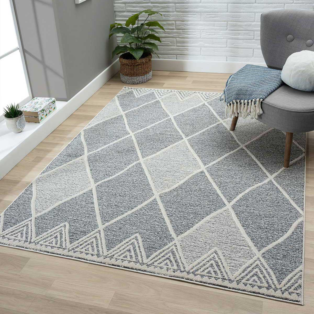 Smoke Diamonds Rug Collection