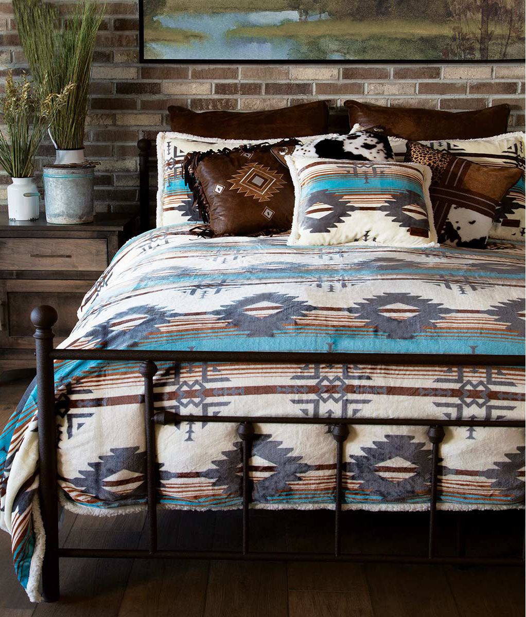 Mountain Vista Plush Bedding Collection