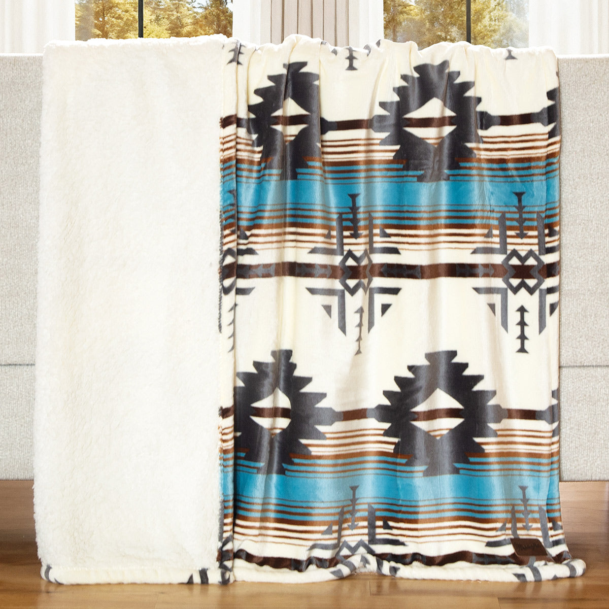 Dakota Sky Plush Throw