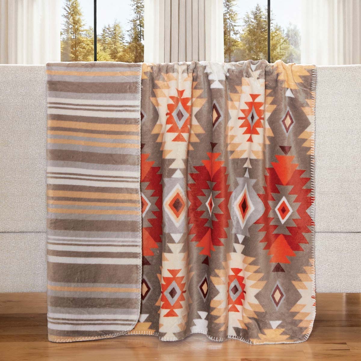Sierra Ridge Reversible Plush Throw