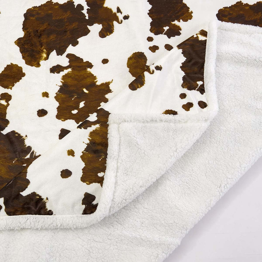 Elsa Chocolate & White Throw