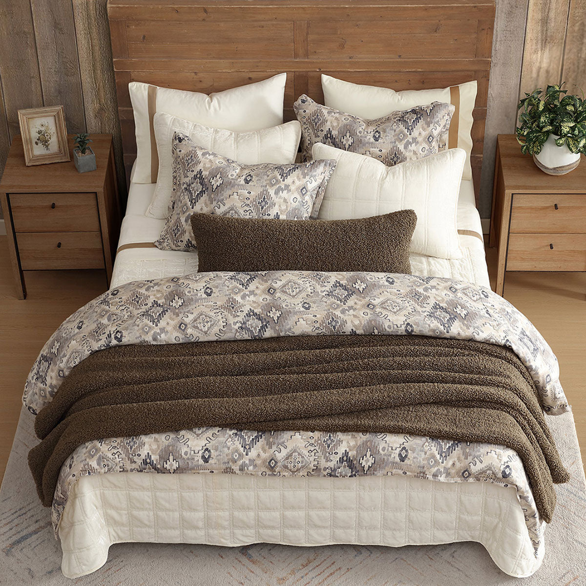 Velazquez Bedding Collection