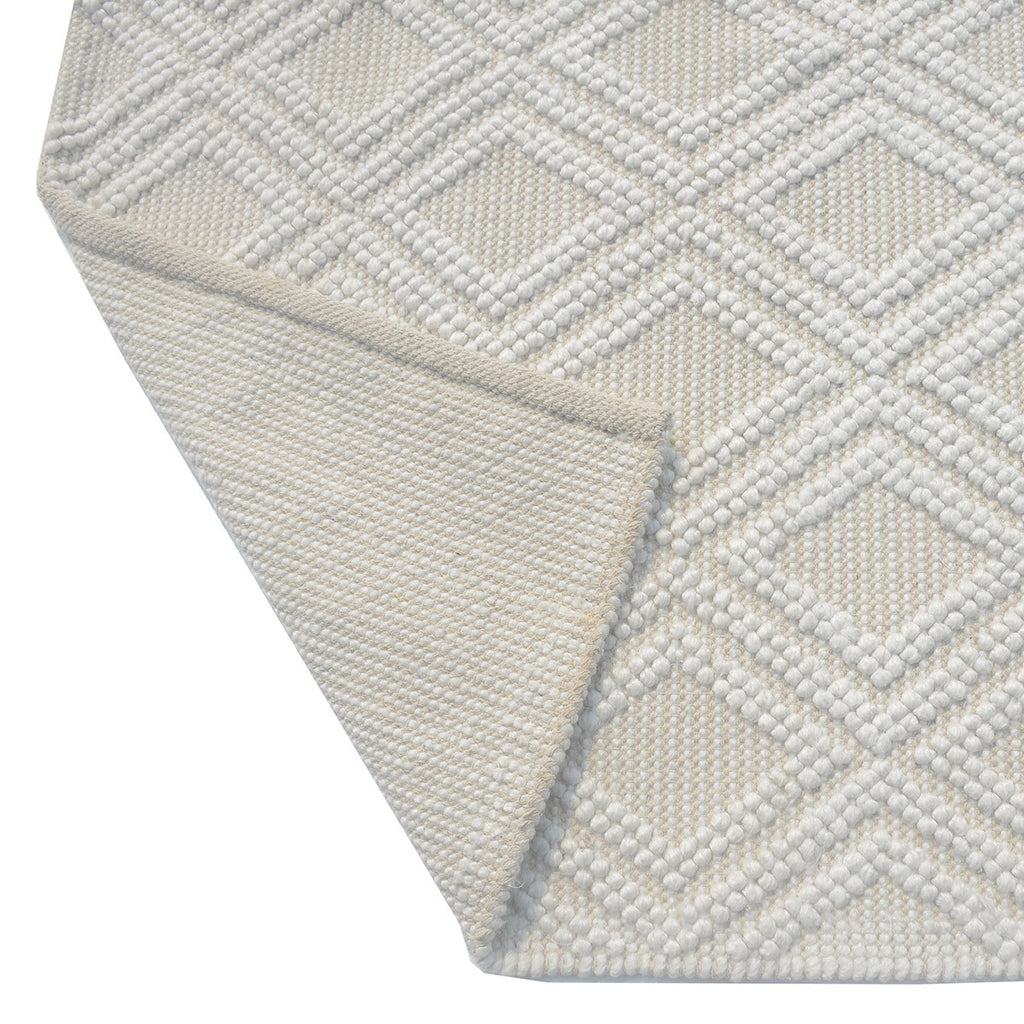 Ivory Diamonds Rug - 5 x 7