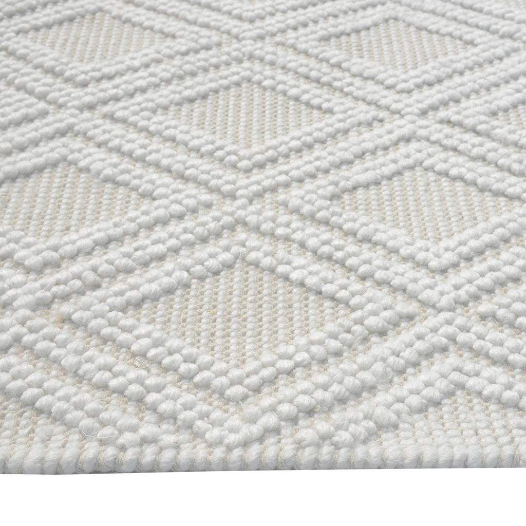Ivory Diamonds Rug - 9 x 13