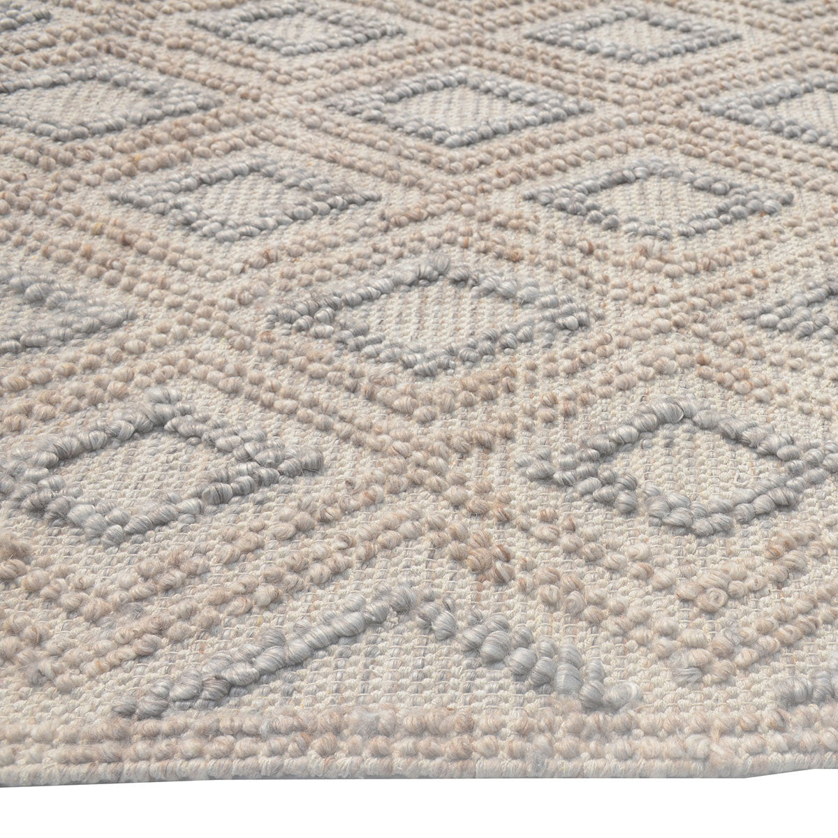 Gray Sand Diamonds Rug - 6 x 9