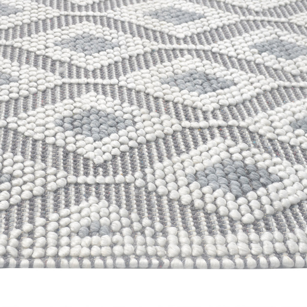 Gray Diamond Vines Rug - 5 x 7 | Lone Star Western Decor