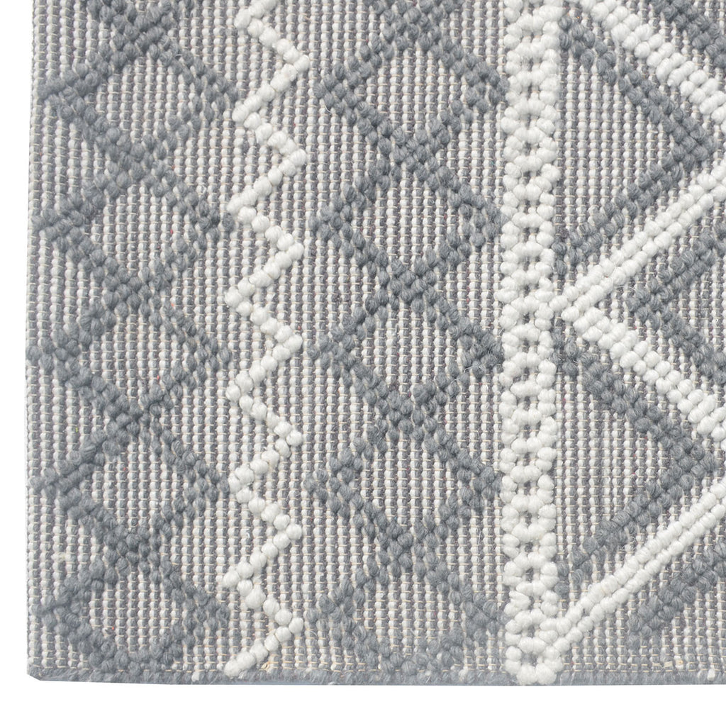 Gray Dancing Diamonds Rug - 9 x 13