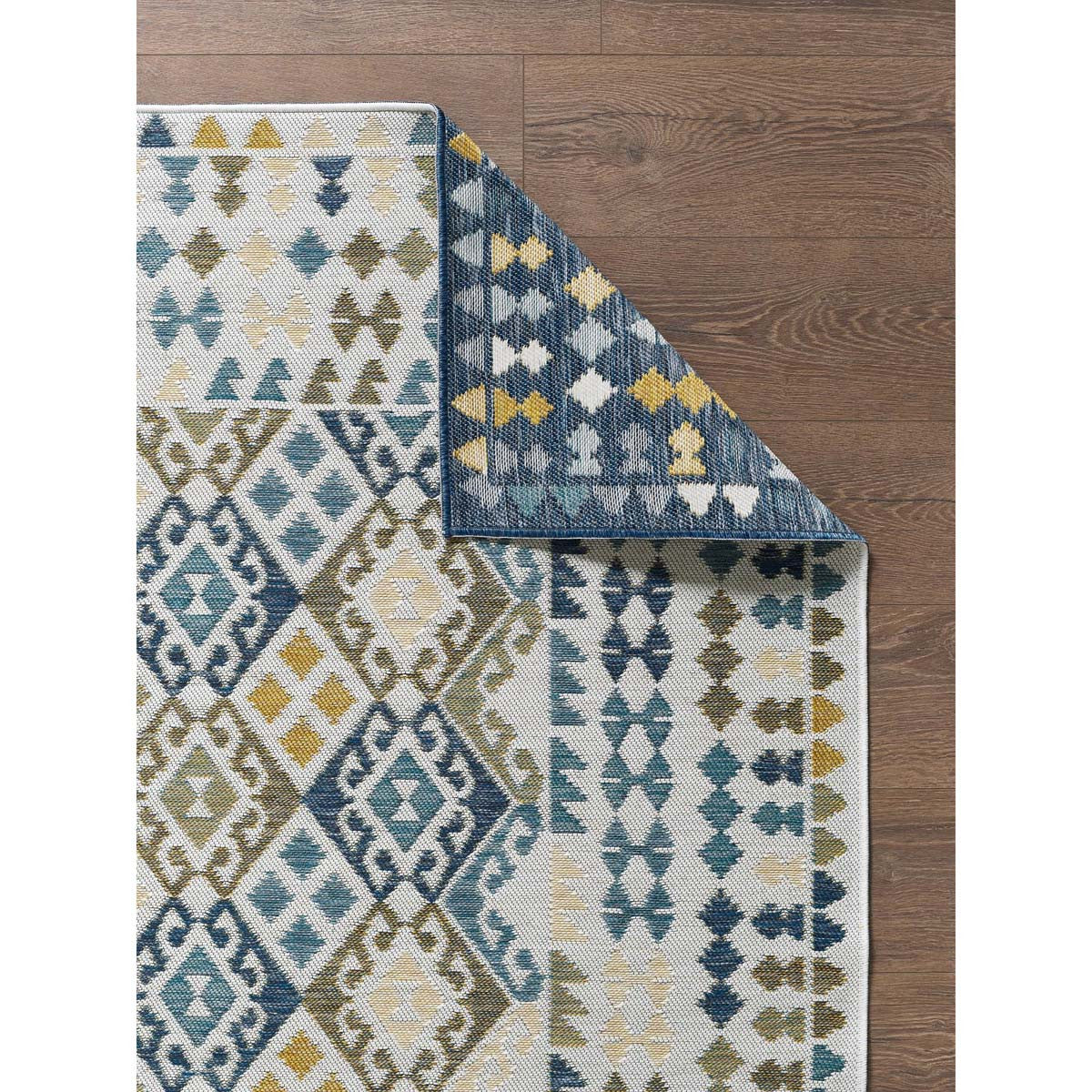 Blue Diamond Indoor/Outdoor Rug Collection