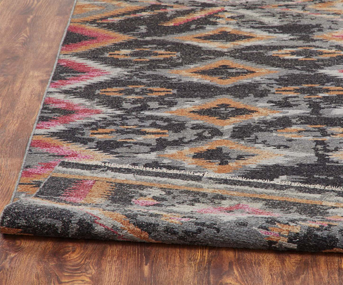Midnight Trails Western Rug Collection
