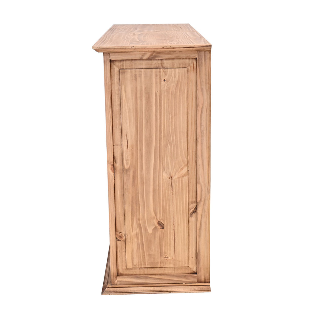 Manor Honey 8-Drawer Dresser
