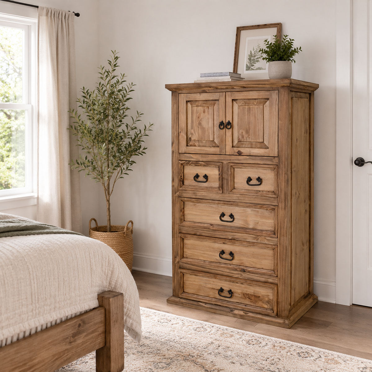 Manor Honey Chest of Drawers