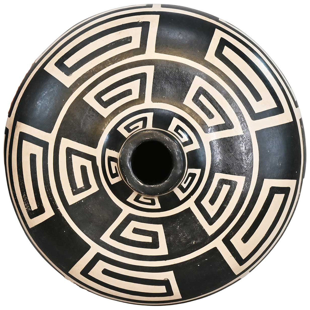 Teseo Thunder Vase