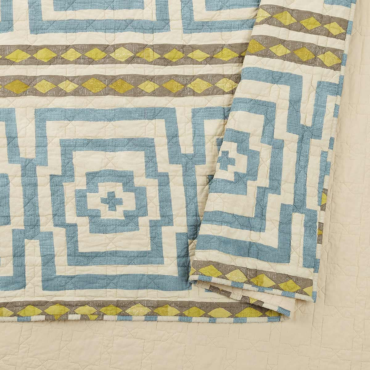 Diamond Mirage Blue Quilt Bedding Collection