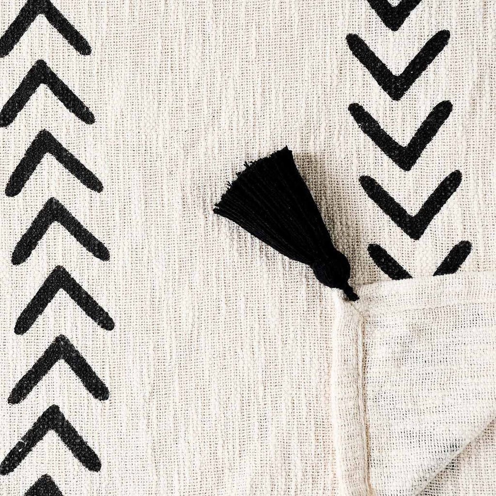 Carbon Chevrons Throw
