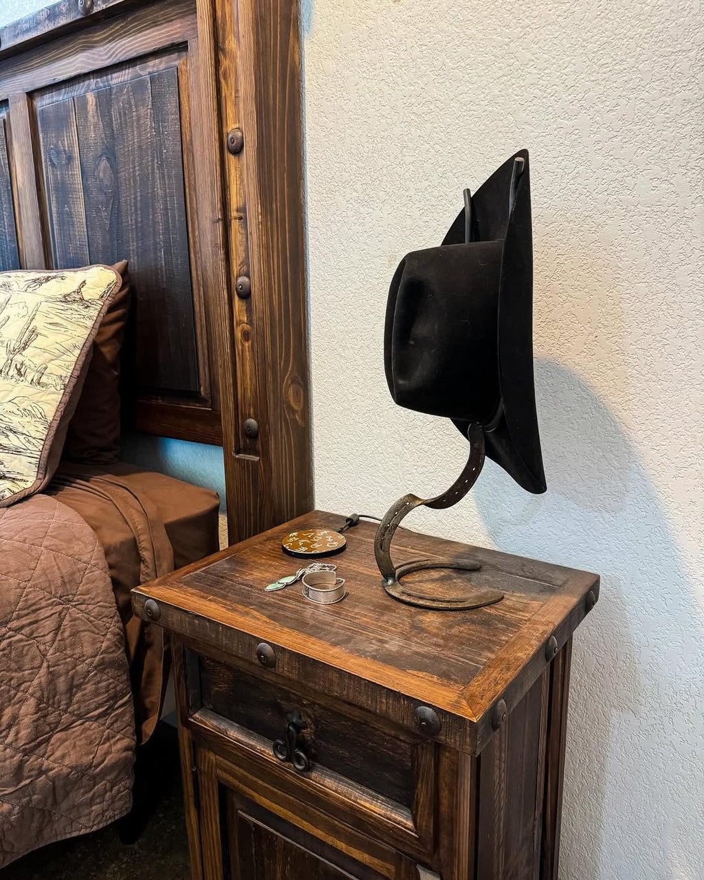 Horseshoe Hat Stand