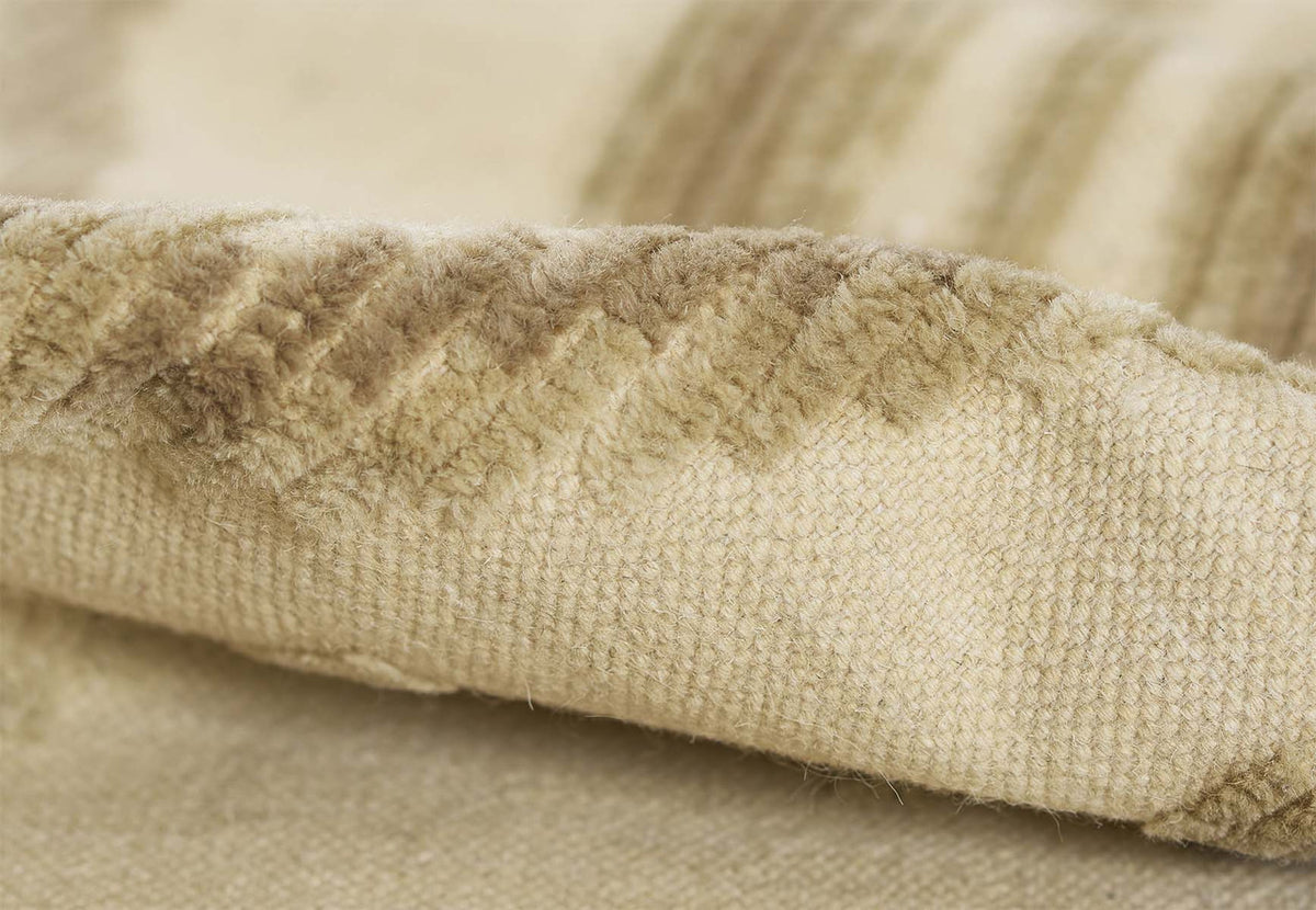 Bronco Beige Frontier Rug Collection