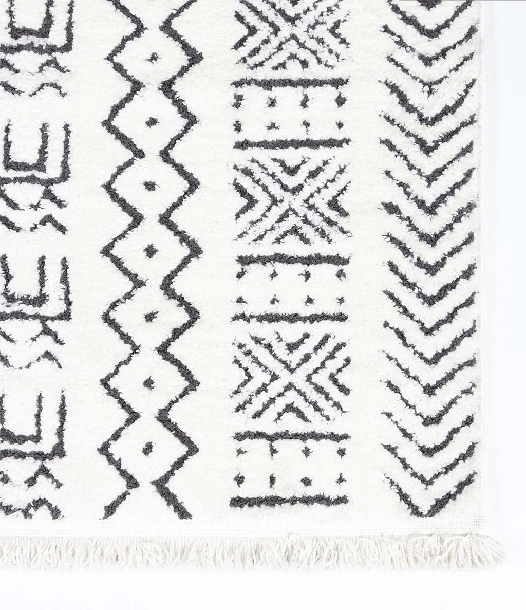 Coyote Run Rug - 8 x 10