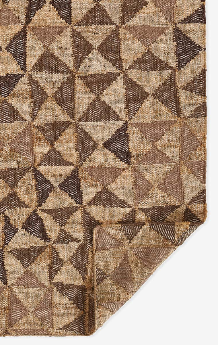 Sandstorm Triangles Rug - 10 x 14