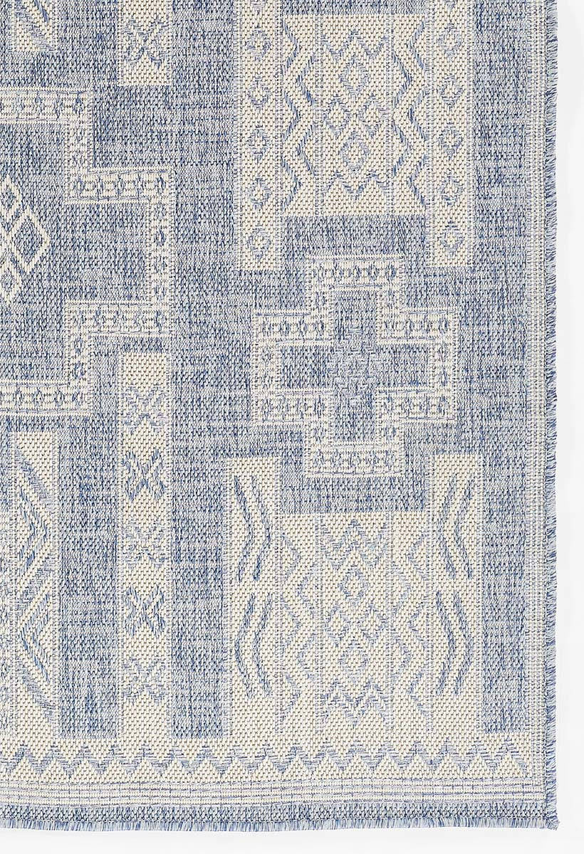 Navajo Blue Indoor/Outdoor Rug - 7 x 9