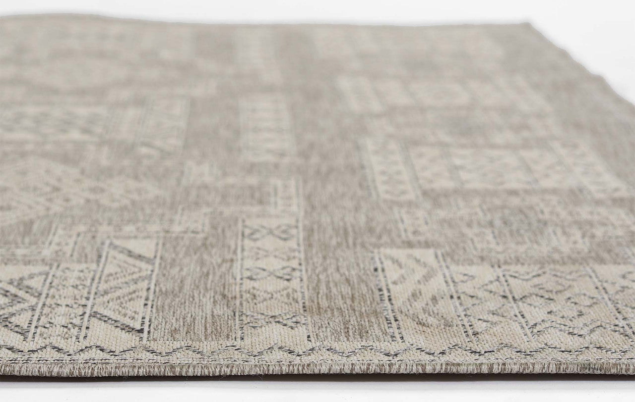 Navajo Tan Indoor/Outdoor Rug - 3 x 5