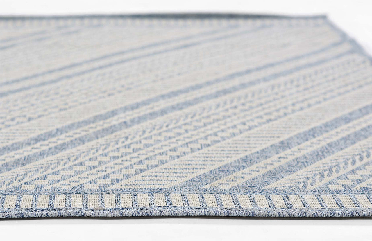 Bluebird Winds Indoor/Outdoor Rug Collection