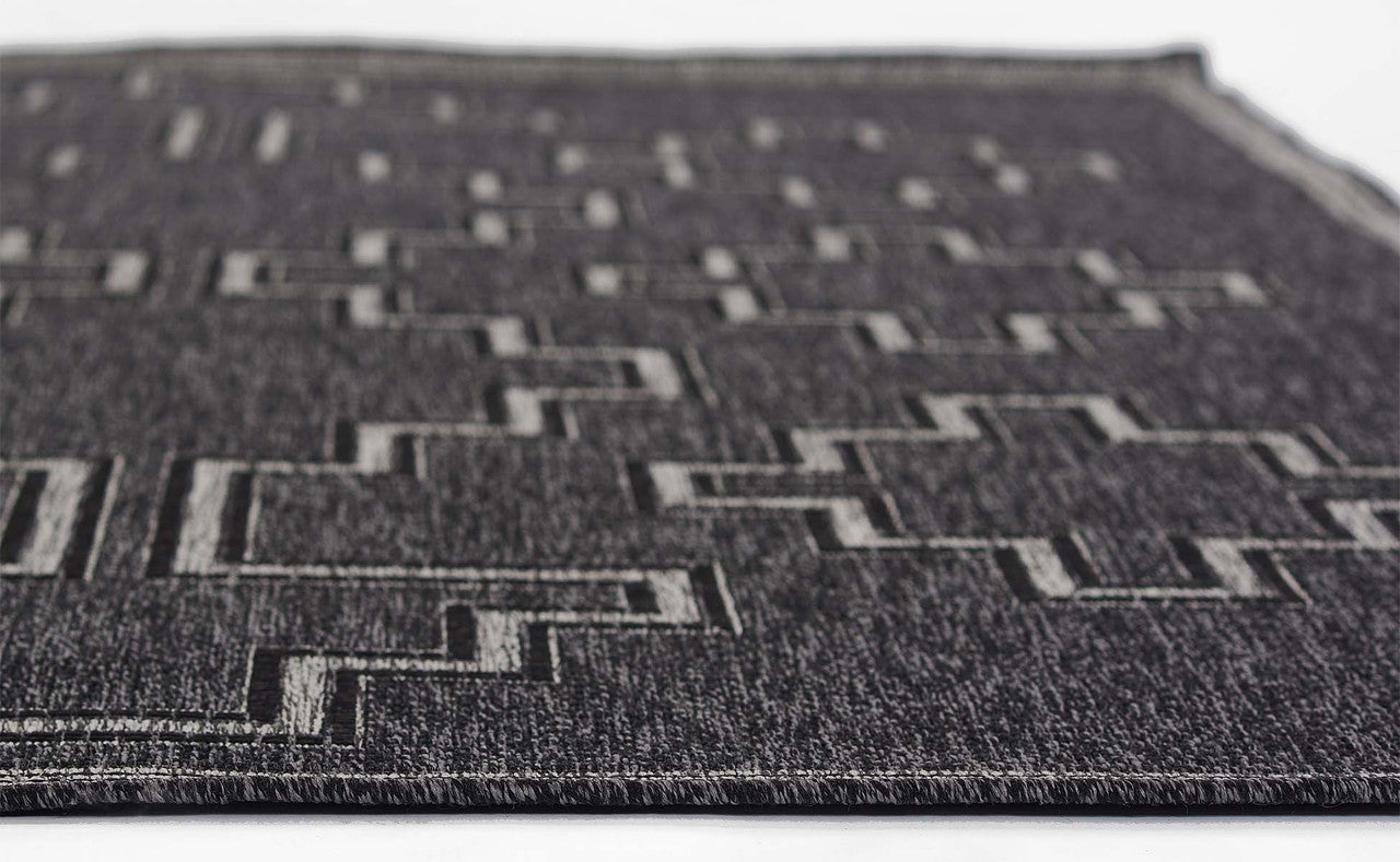 Kachina Charcoal Indoor/Outdoor Rug - 2 x 3