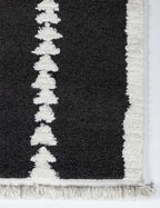 Triple Diamond Black Rug - 3 x 5