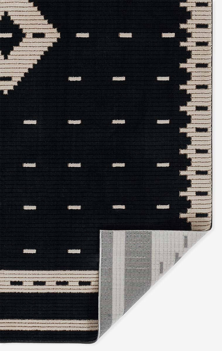 Solo Diamond Black Rug - 9 x 13
