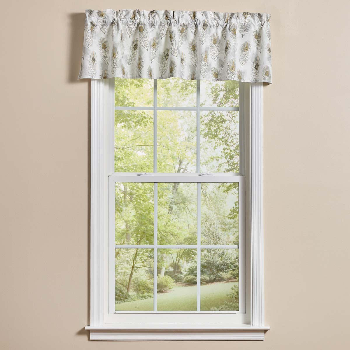 Falling Plumes Valance