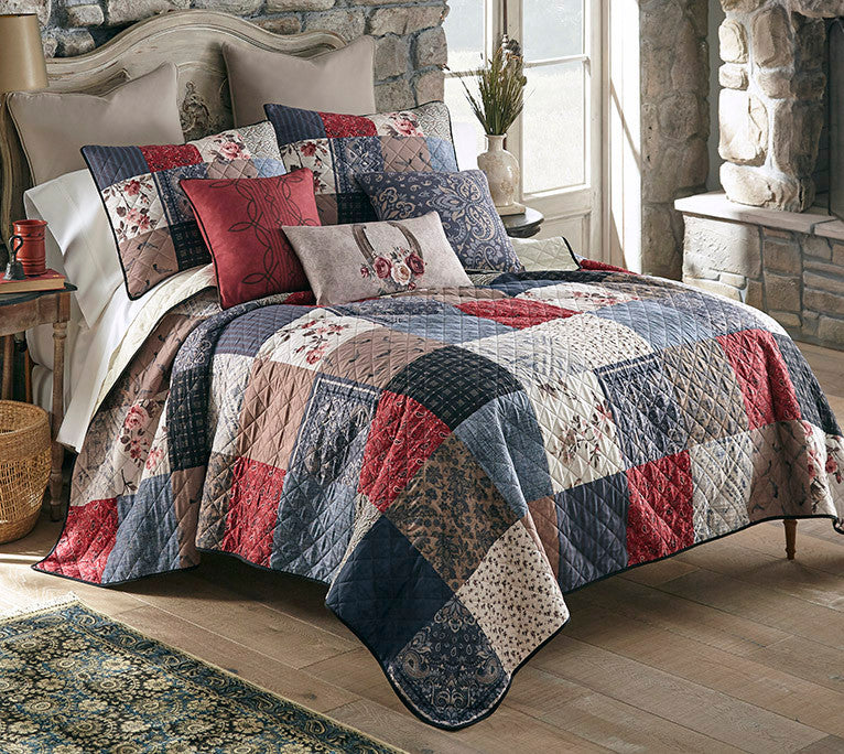 Western Romance Patchwork Quilt Bed Set - King