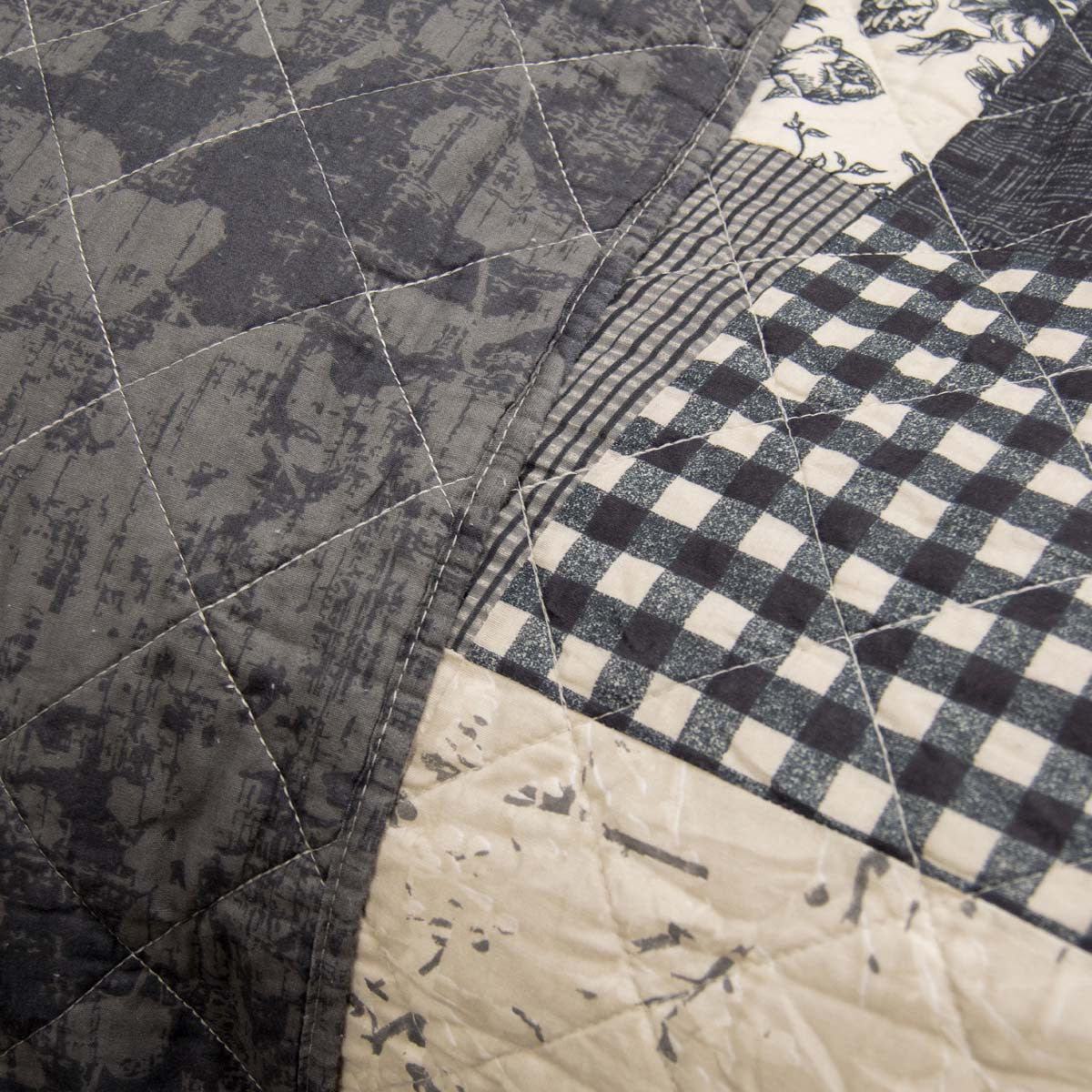 Dark Prairie Quilt Bedding Collection