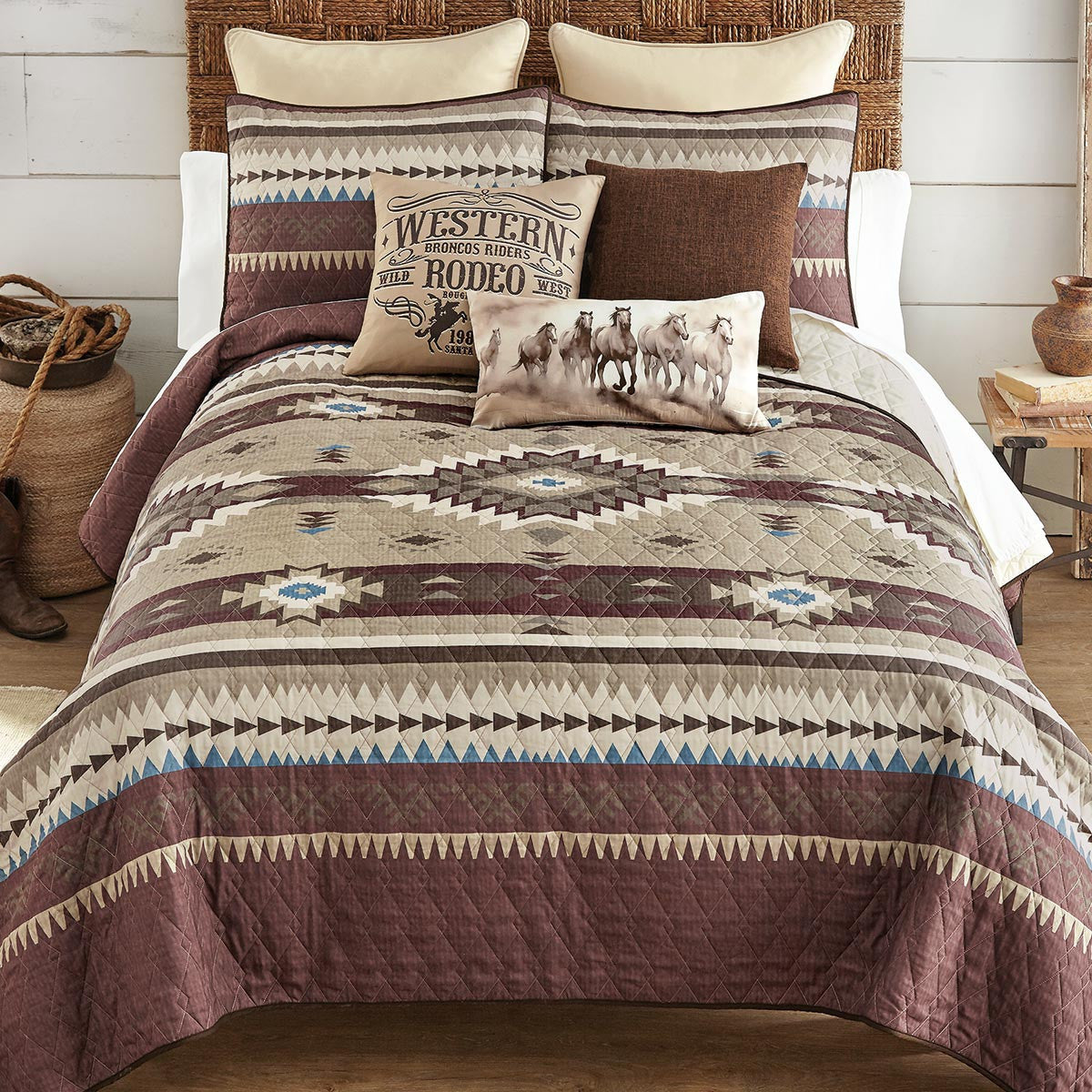 Sierra Mesa Quilt Bedding Collection
