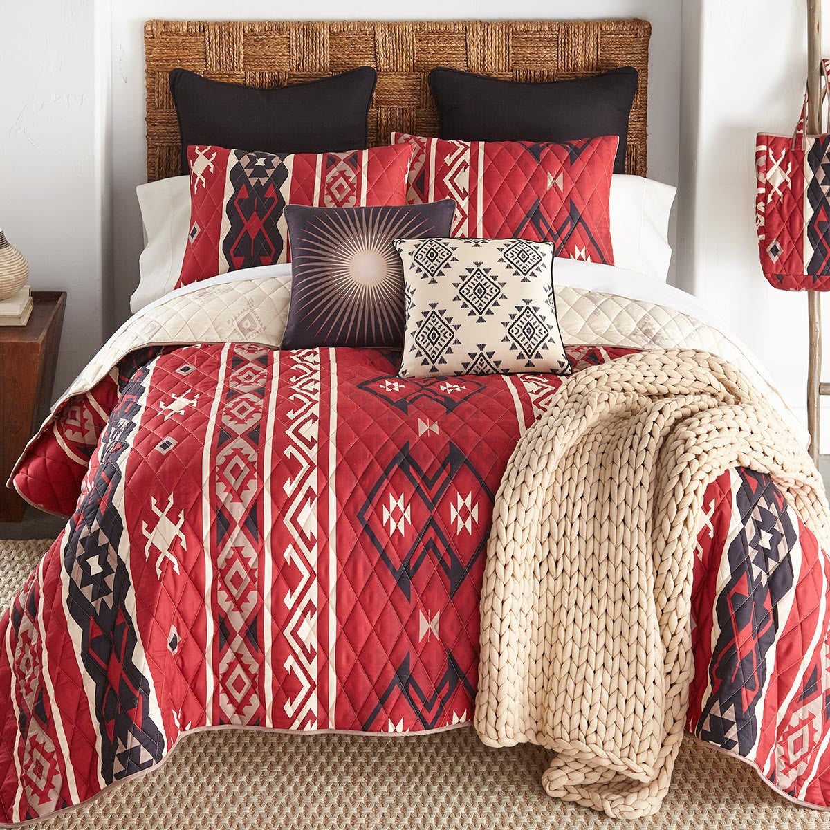 Crimson Canyon Quilt Bedding Collection