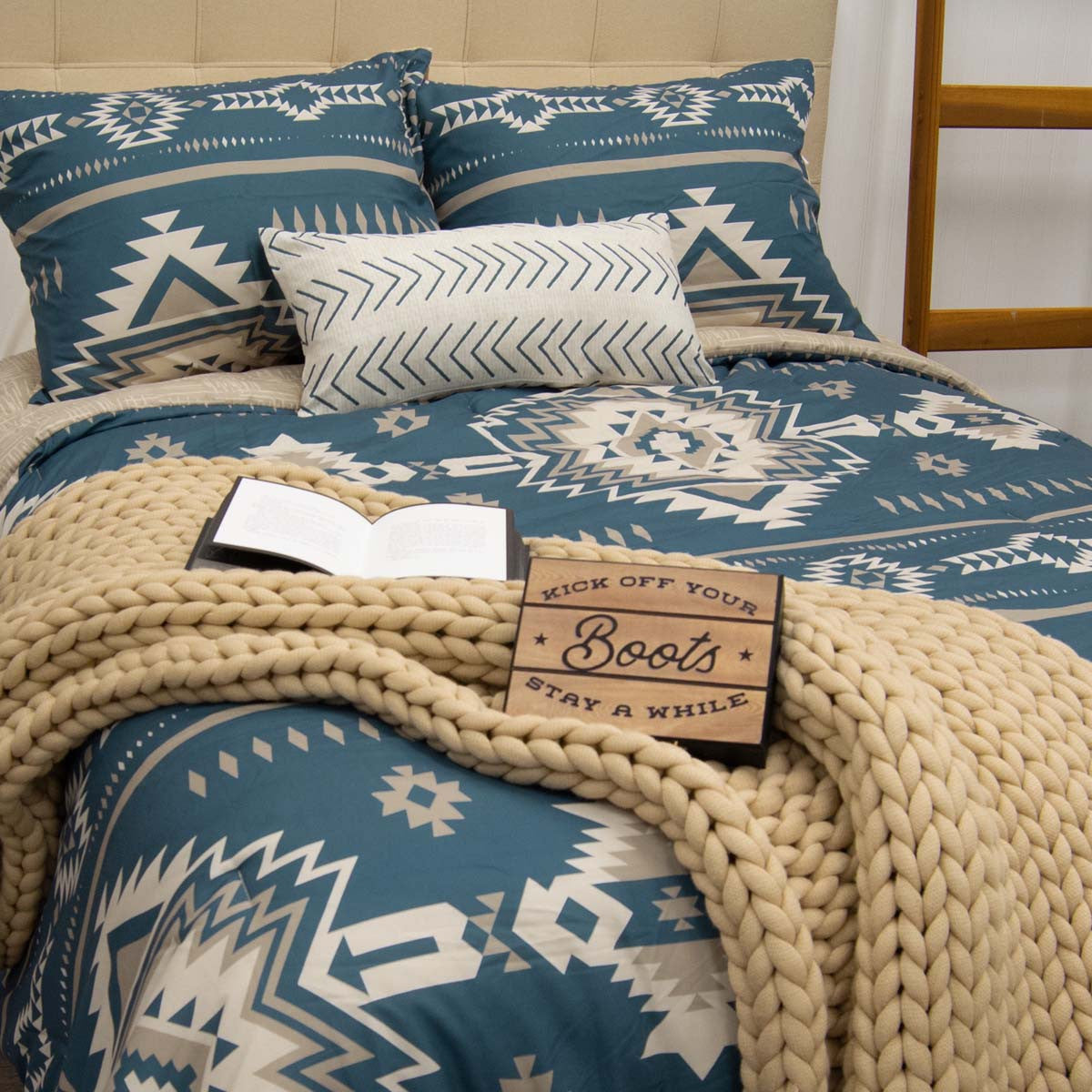 River Diamonds Quilt Bedding Collection