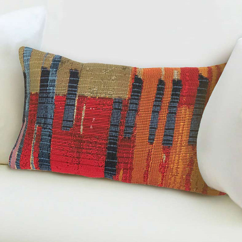 Corazon Oblong Accent Pillow