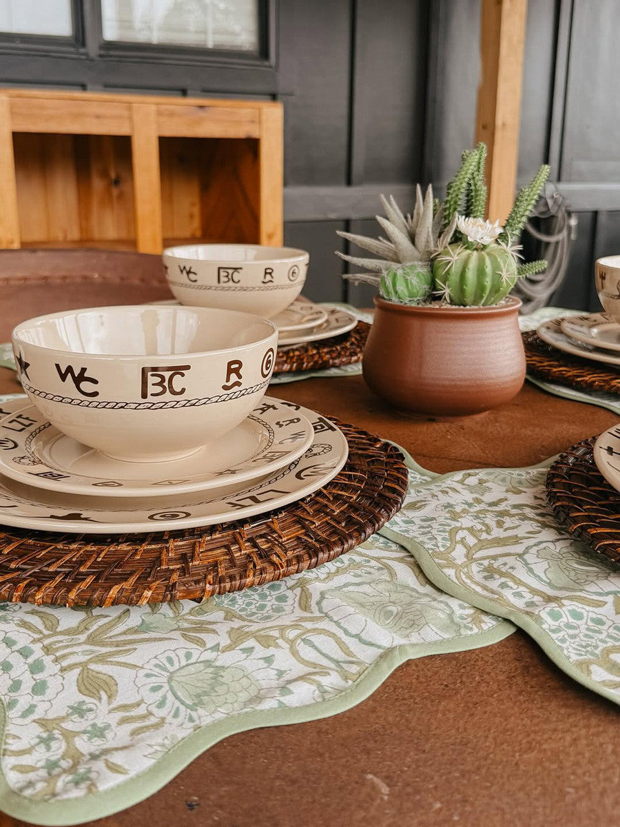 Branded Dinnerware Set (16 pcs)