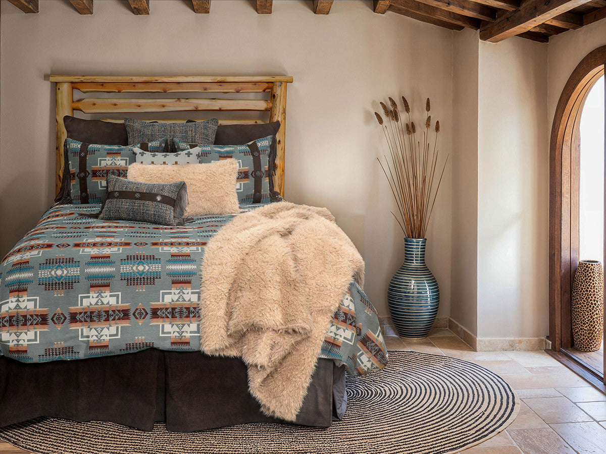 Llama Sand Pillows & Throw