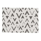 Acute Geometric Table Linens