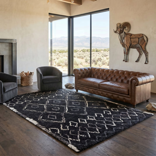Arturo Black Rug Collection