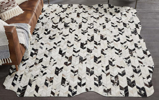 Cowhide Mosaic Chevron Rugs - White/Black