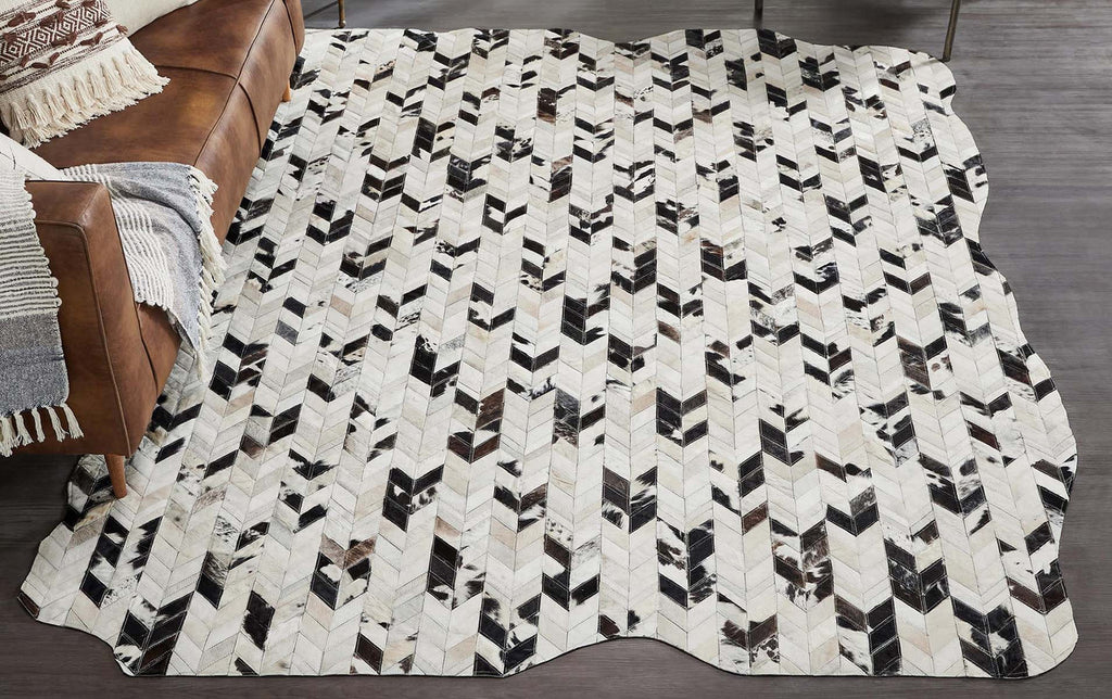 Cowhide Mosaic Chevron Rugs - White/Black