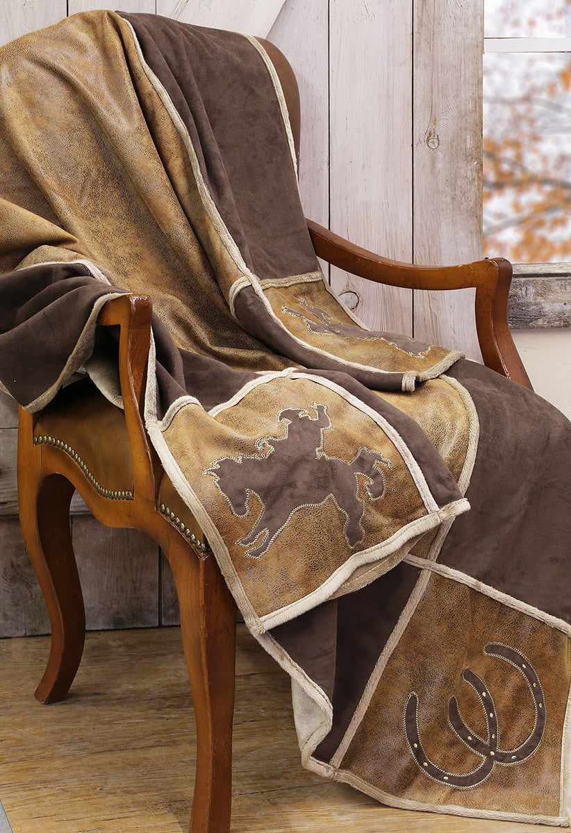 Four Corners Throw - OUT OF STOCK UNTIL 06/17/2026