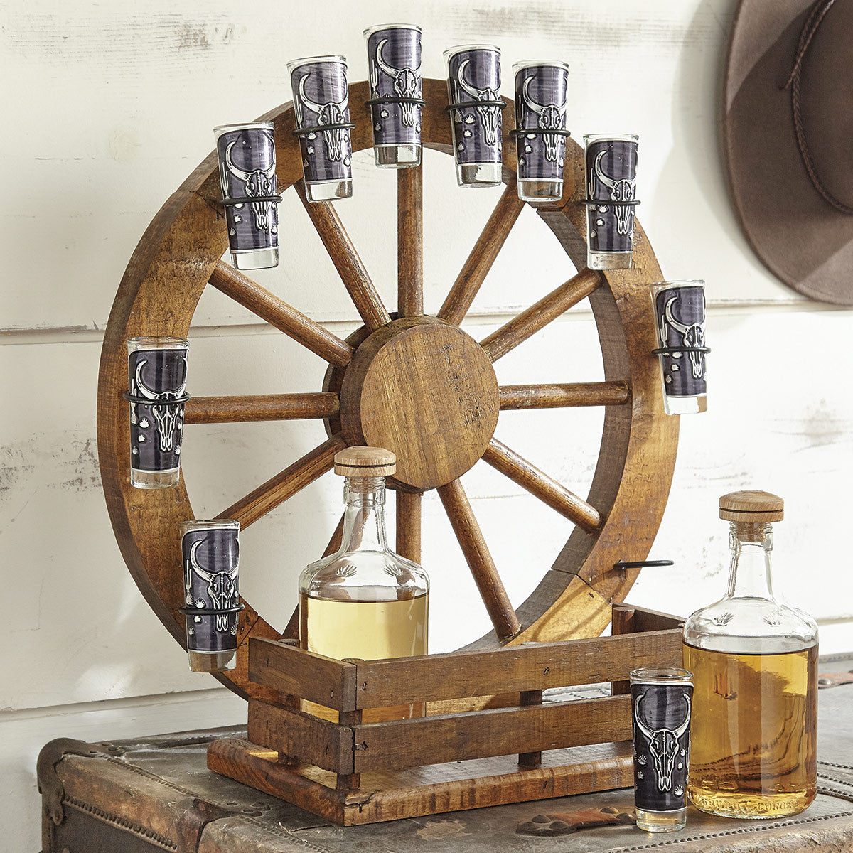Wagon Wheel Decanters & Shot Glasses Set