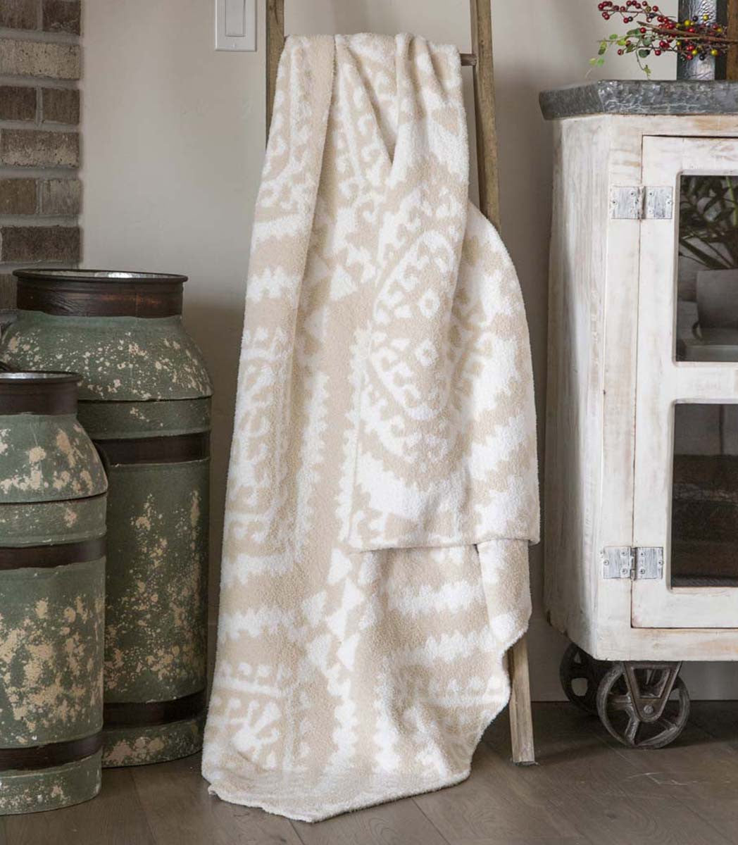 Desert Sands Stretchy Throw