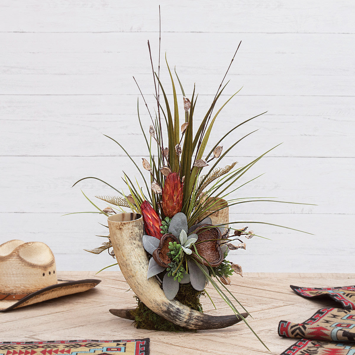 Crossed Horn Centerpiece