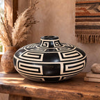 Teseo Thunder Vase