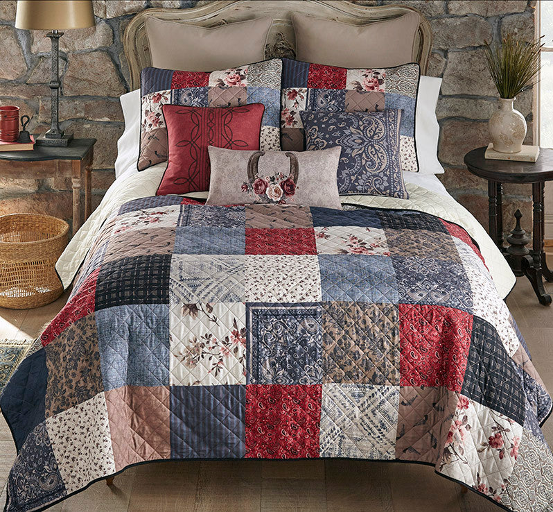Western Romance Patchwork Quilt Bed Set - Queen