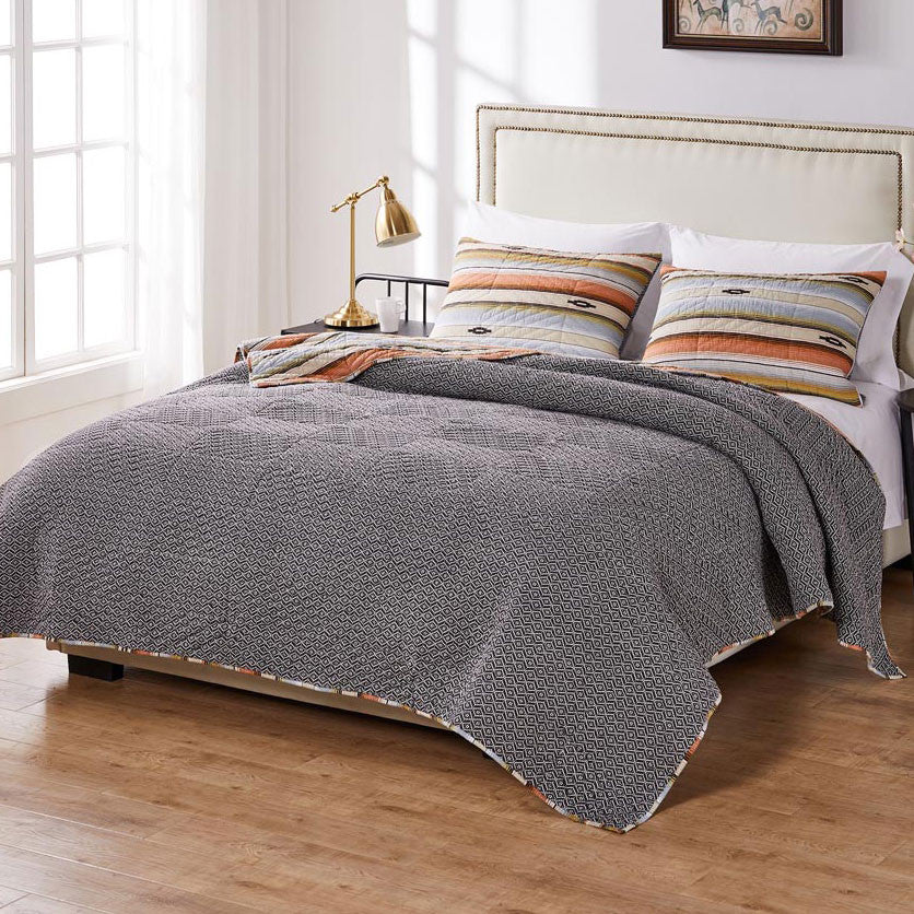 Mesa Sunrise Quilt Bedding Collection