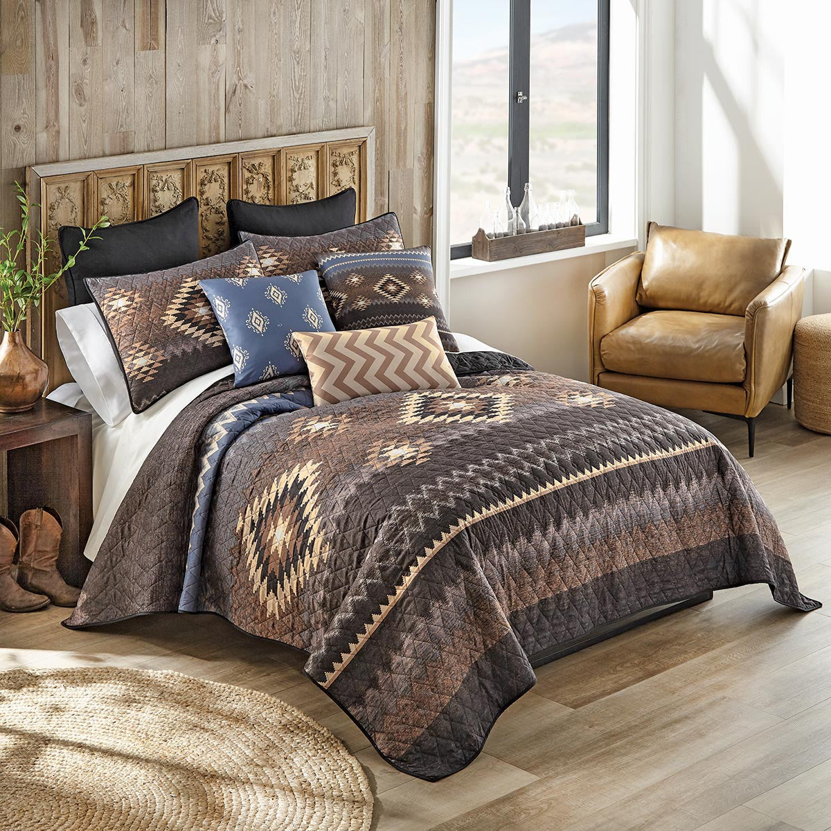 Southwestern Horizon Quilt Bed Set - King