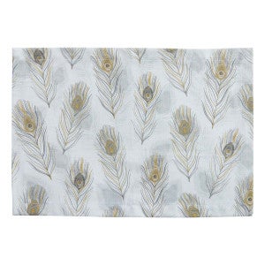Falling Plumes Table Linens